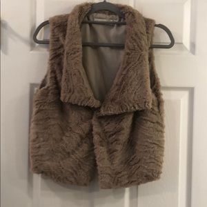 Fur vest